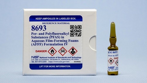 RM 8693 水性成膜泡沫（AFFF）配方IV中的全氟烷基和多氟烷基物質（PFAS）標準品